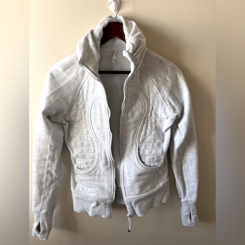 Lululemon jacket ..